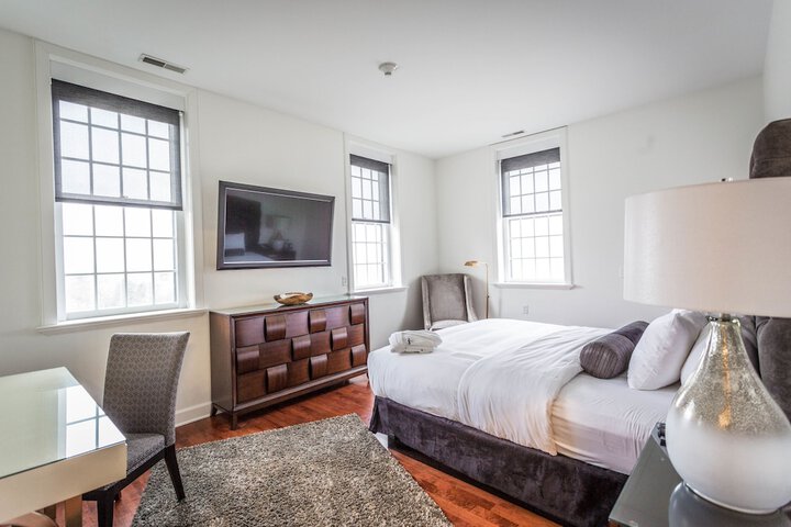 Room 15 of 30