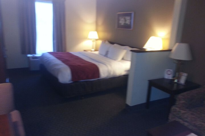 Quality Suites Morristown West