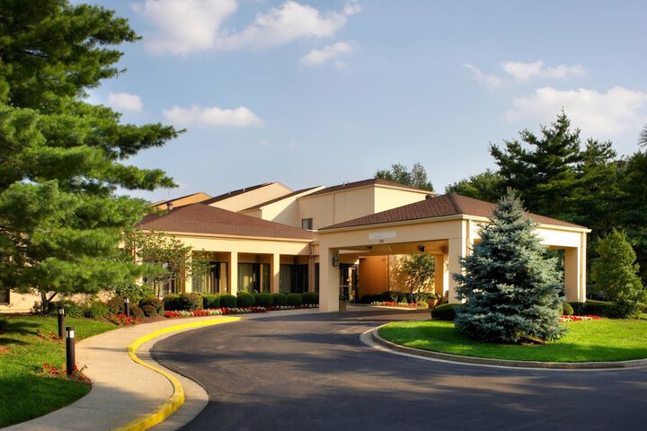 Hotel 1 of 32