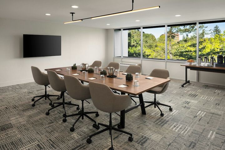AC Hotel by Marriott Portland Lake Oswego