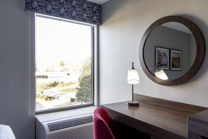 Room 20 of 37