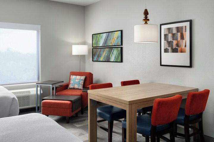Room 21 of 48