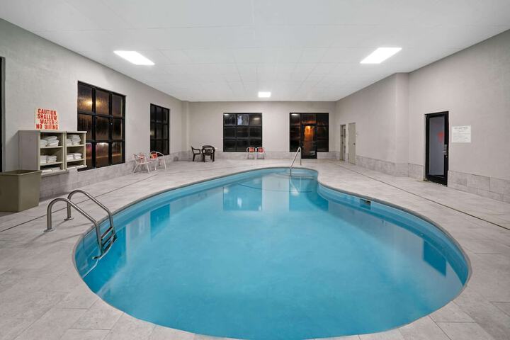 Pool 8 of 51