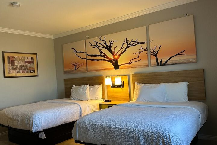 Room 16 of 20