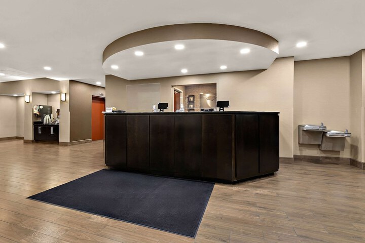 Hotel Interior 11 of 34