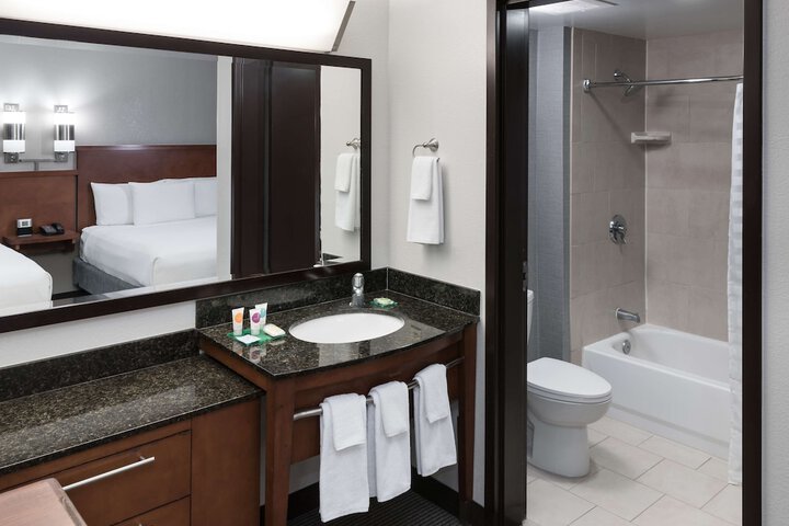 Room 20 of 35