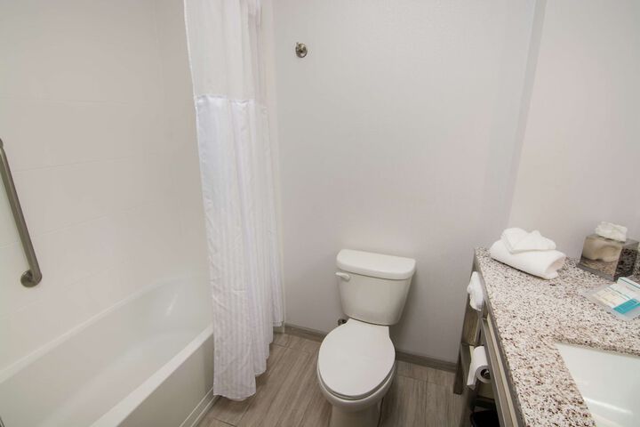 Room 20 of 64