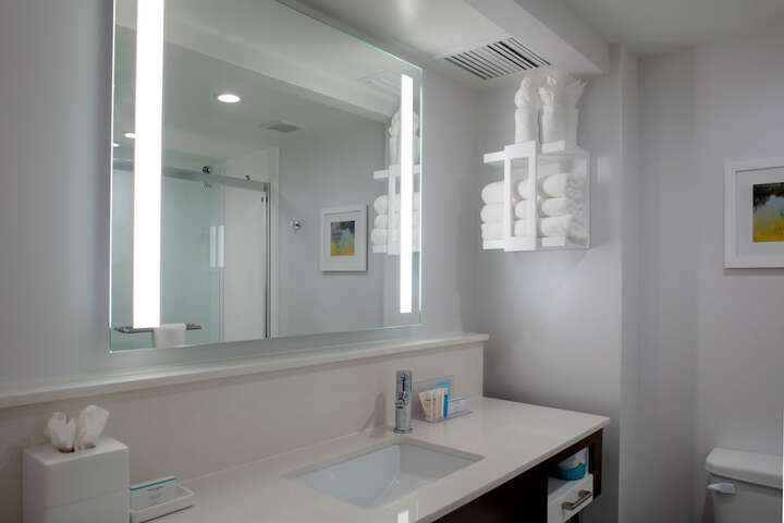 Room 25 of 51