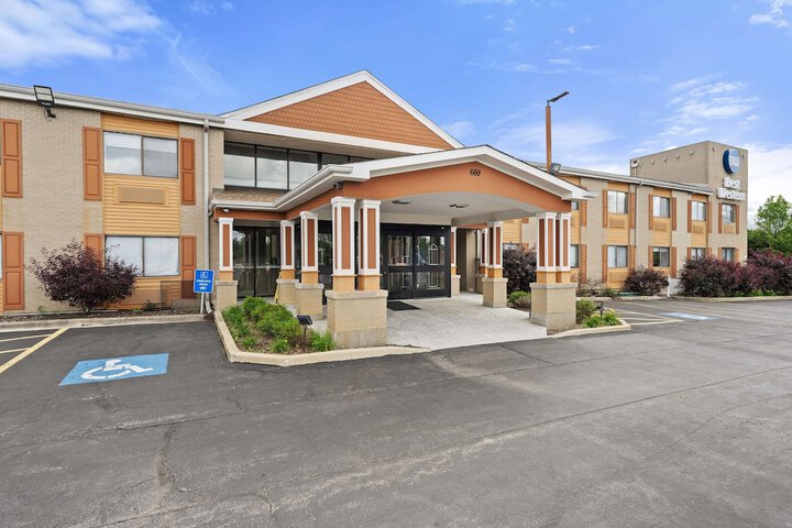 Hotel 2 of 17