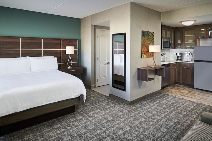 Staybridge Suites Niagara-On-The-Lake by IHG