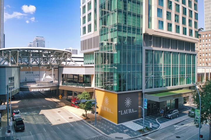 The Laura Hotel Houston Downtown, Autograph Collection