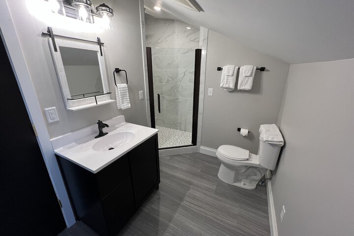 Room 13 of 25