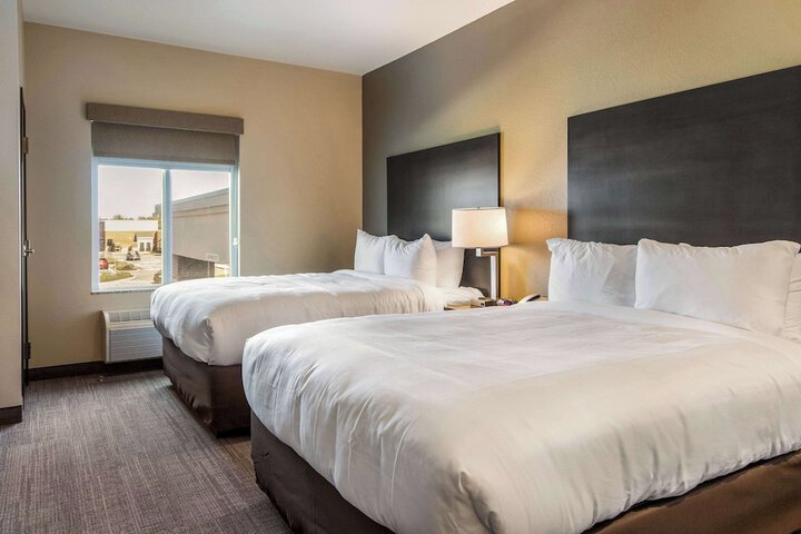 Room 20 of 40