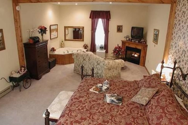 Room 4 of 20