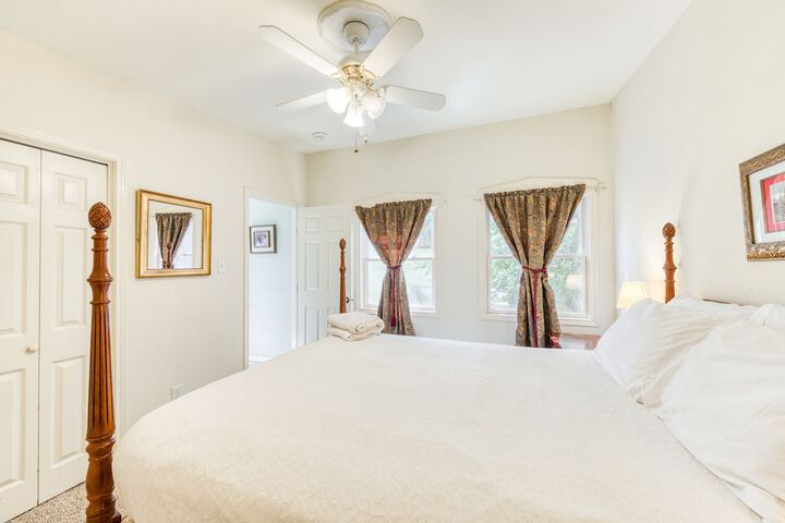 Room 14 of 17