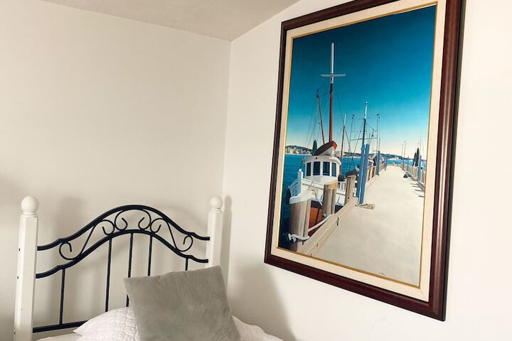 Room 70 of 468