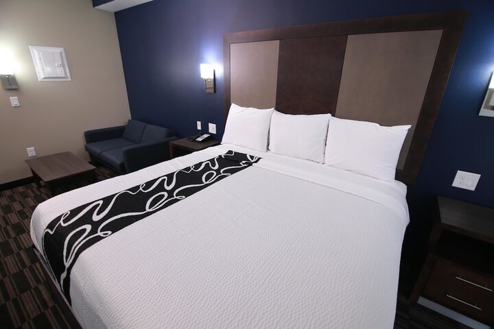 Room 21 of 52