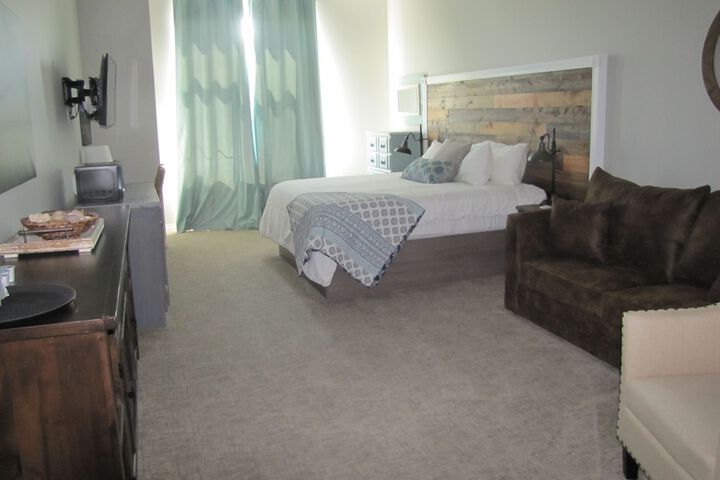 Lakes Inn at Dunvilla