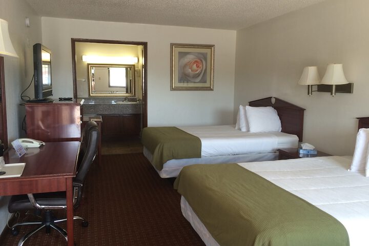 Room 9 of 20