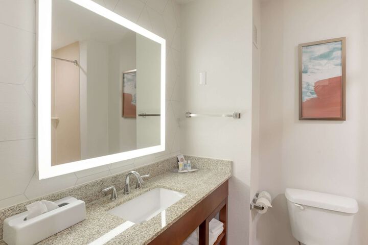 Comfort Suites Bloomsburg