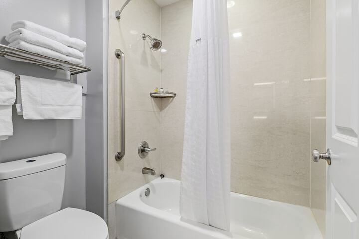 Hotel Skye SFO