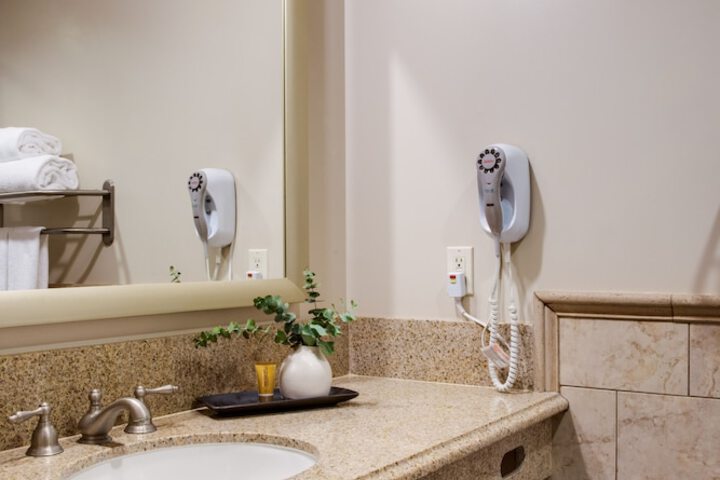 Ayres Hotel & Spa Mission Viejo – Lake Forest