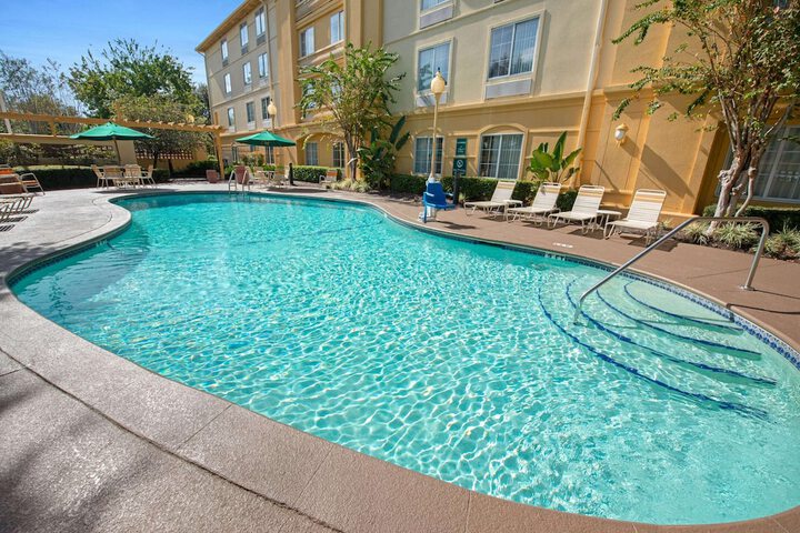 Pool 9 of 50