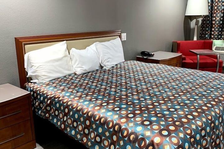 Room 58 of 69
