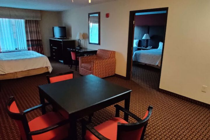 Room 3 of 12