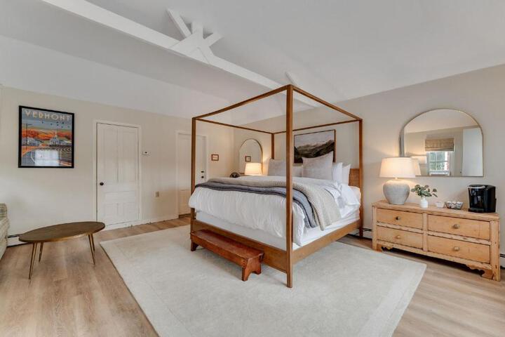 Red Clover Inn