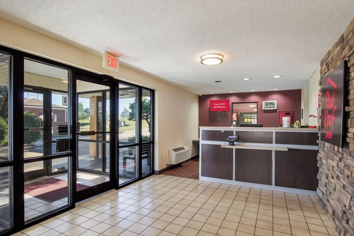 Red Roof Inn Shelbyville