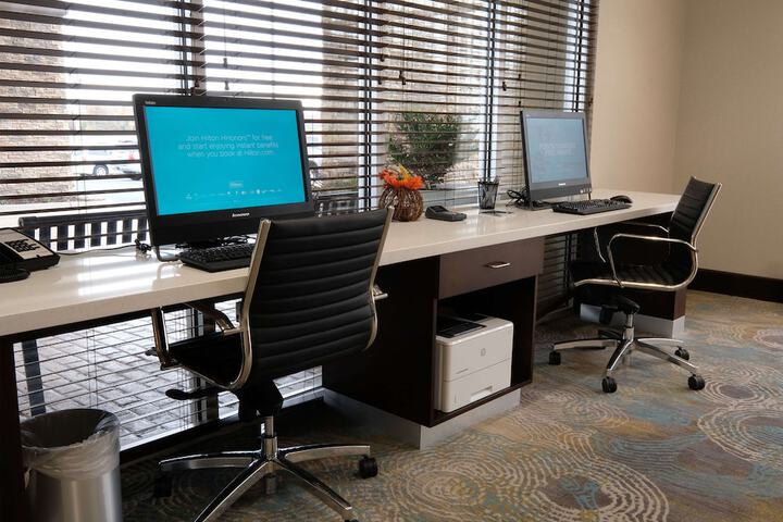 Business Center 19 of 19