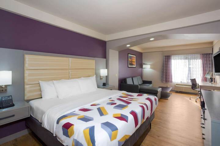 La Quinta Inn & Suites by Wyndham Mobile - Daphne