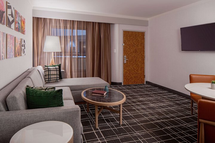 Room 16 of 58