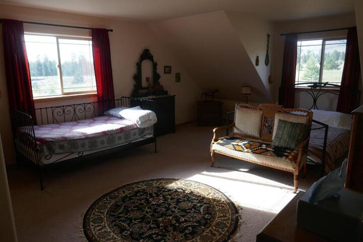 Tunk Valley Ranch House