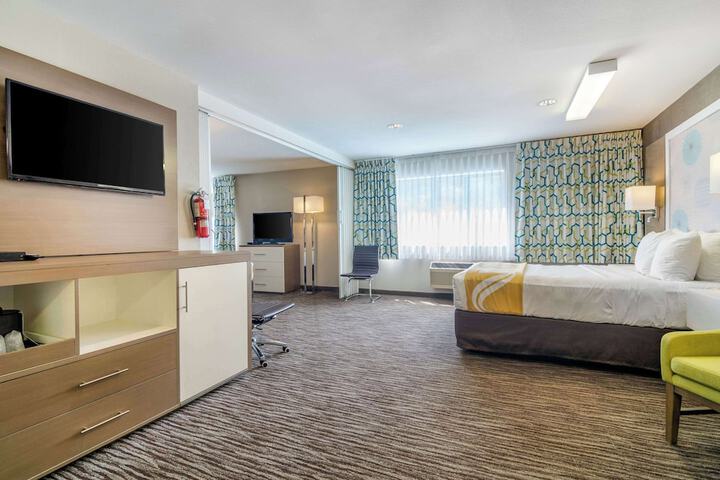 Room 38 of 53