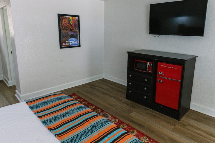 Room 20 of 42