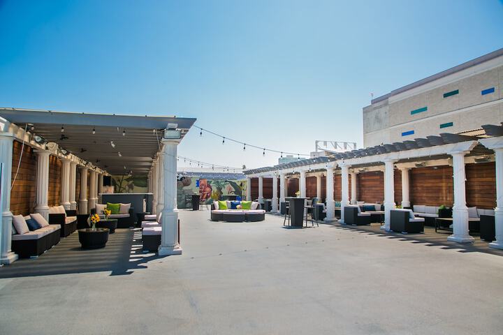 Terrace/Patio 37 of 38