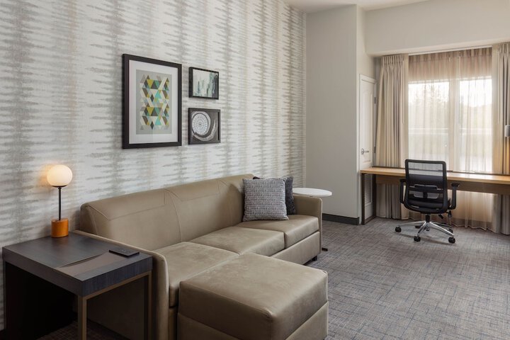 Room 43 of 61