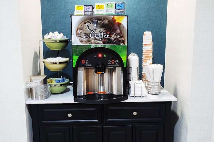 Breakfast/Coffee Service 22 of 23