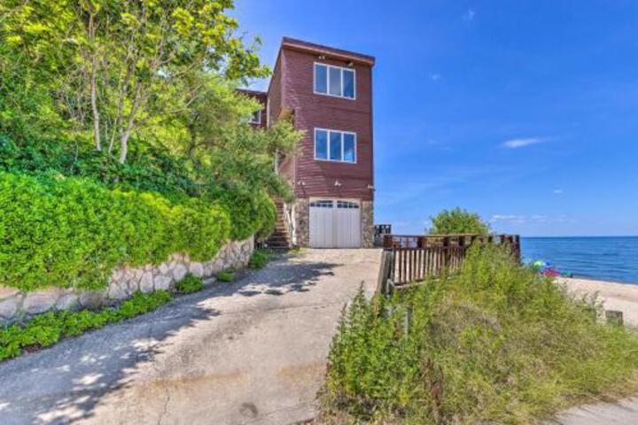Beachfront Wading River Home with Deck and Grill