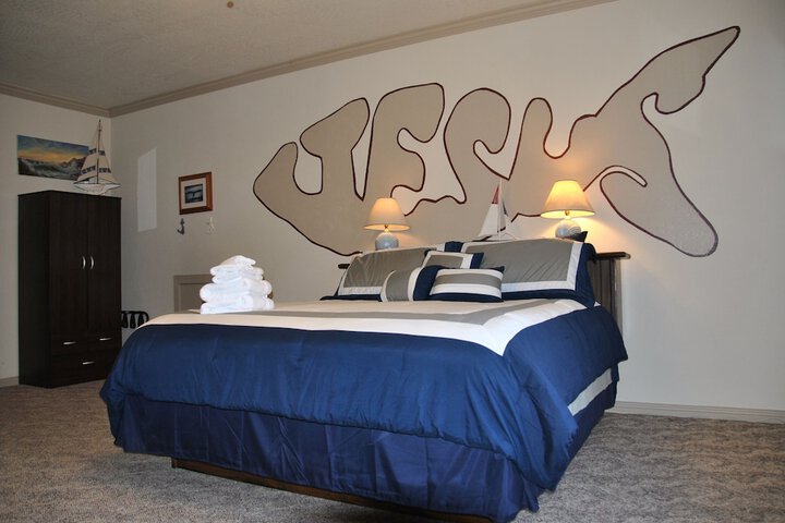 Room 80 of 97
