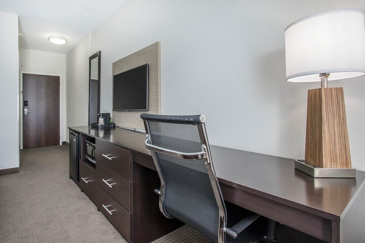 Sleep Inn & Suites Meridian - Bonita Lakes