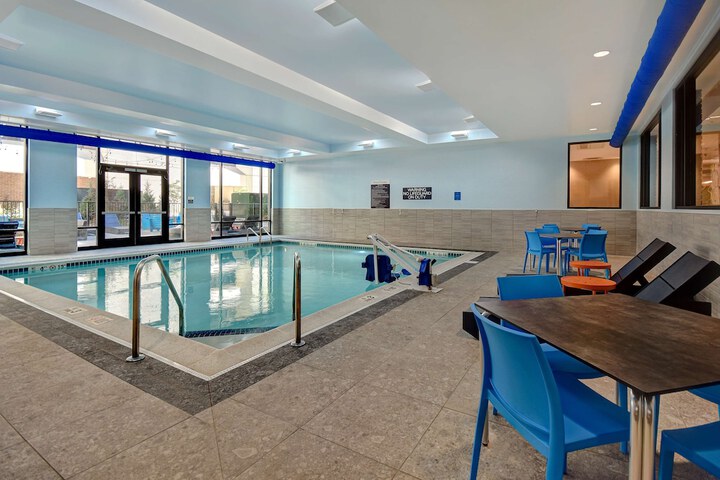Home2 Suites by Hilton Kalamazoo Downtown