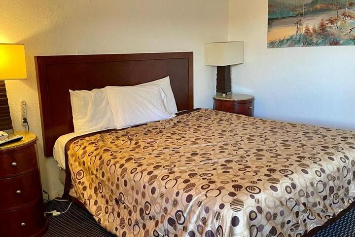 Desert Inn
