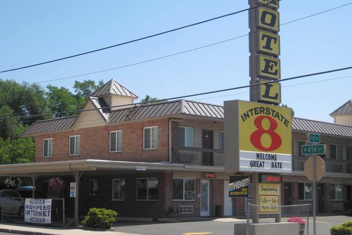 Hotel 4 of 20