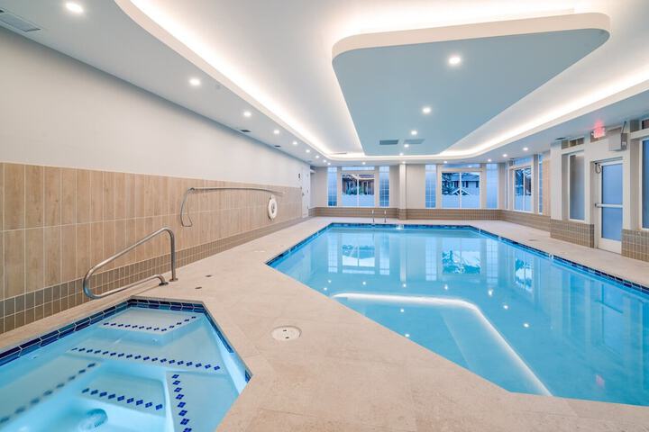 Hallmark Resort - Cannon Beach