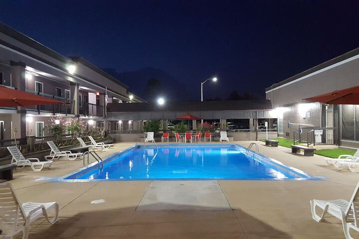 Pool 13 of 65