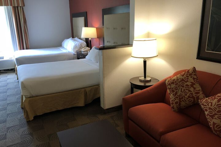 Country Inn & Suites by Radisson Murrells Inlet, SC