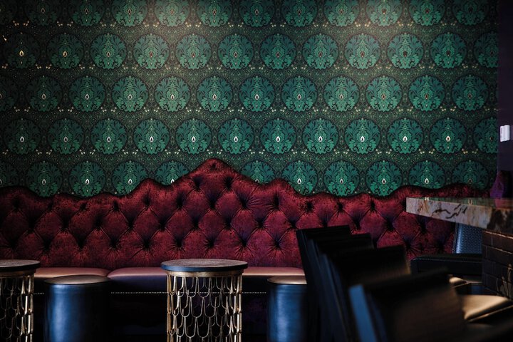 Lounge 46 of 54